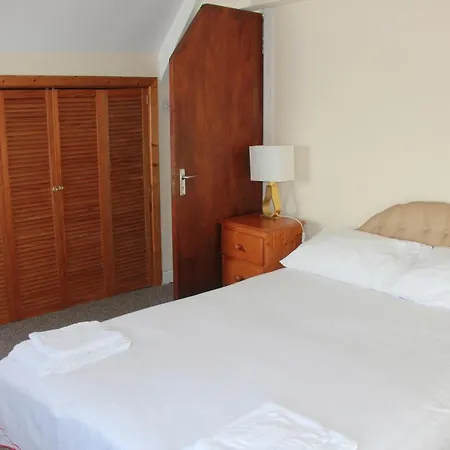Apartment Spacious Townhouse *